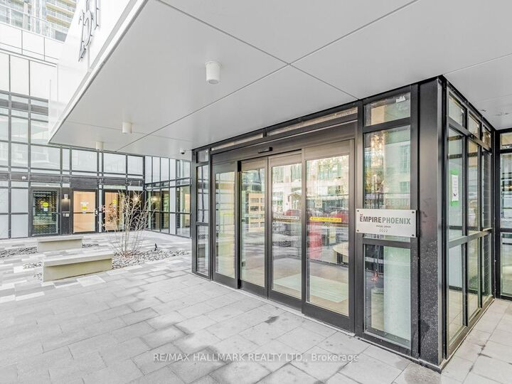 Property Photo: 251 Manitoba Street 910 ON M8Y 0C7