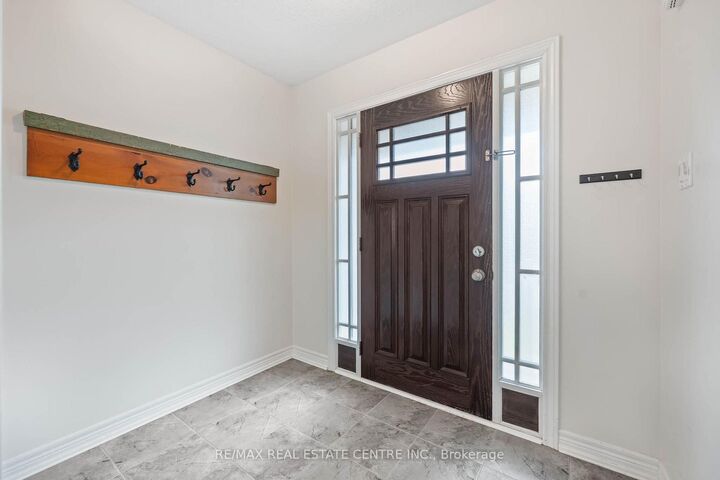 Property Photo:  19 Laverty Crescent  ON L9W 6T1 
