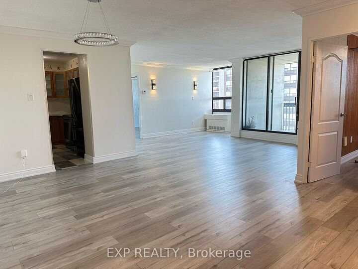 Property Photo:  50 Mississauga Valley 1413  ON L5A 3S2 