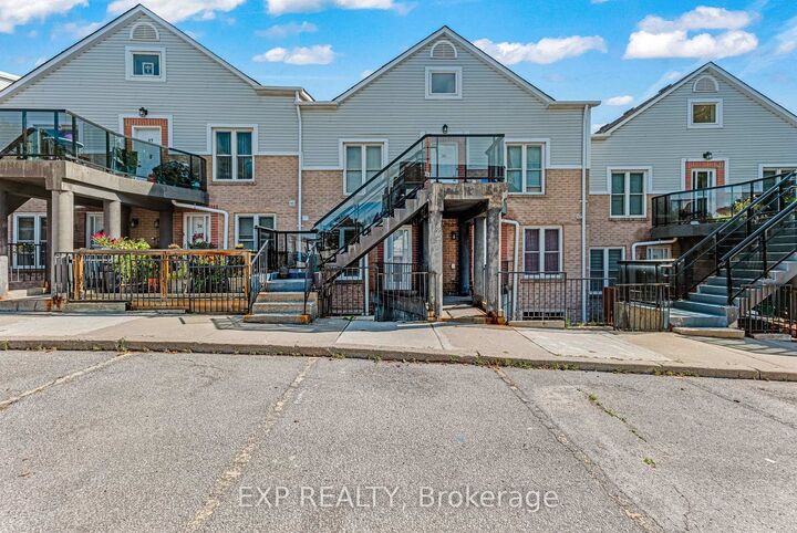 Property Photo:  115 Main Street S 28  ON L3Y 8J2 