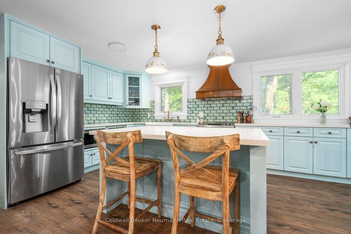 Property Photo:  574286 Sideroad 40 N/A  ON N0C 1H0 