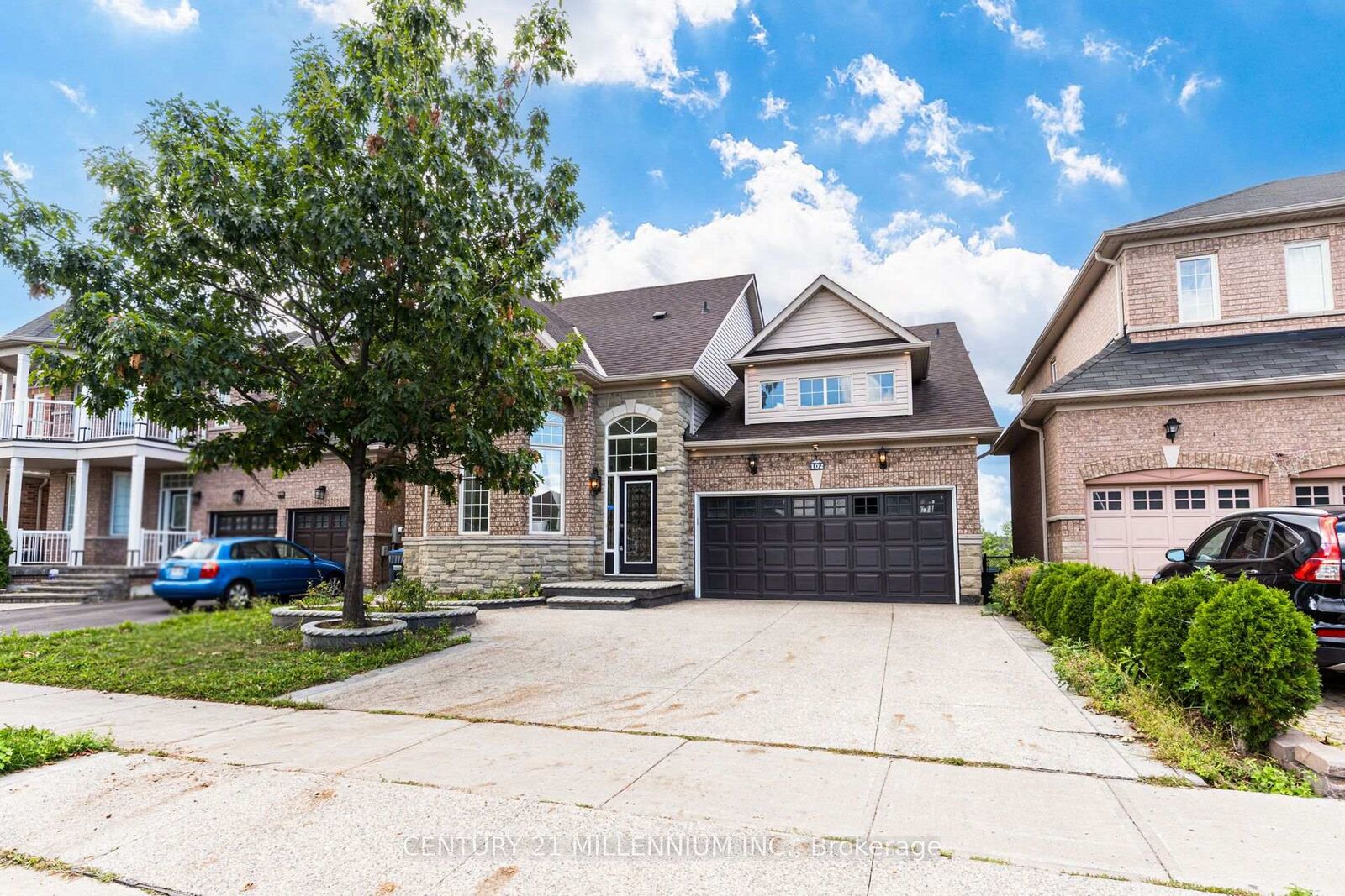 Property Photo:  102 Southlake Boulevard  ON L6V 4P2 