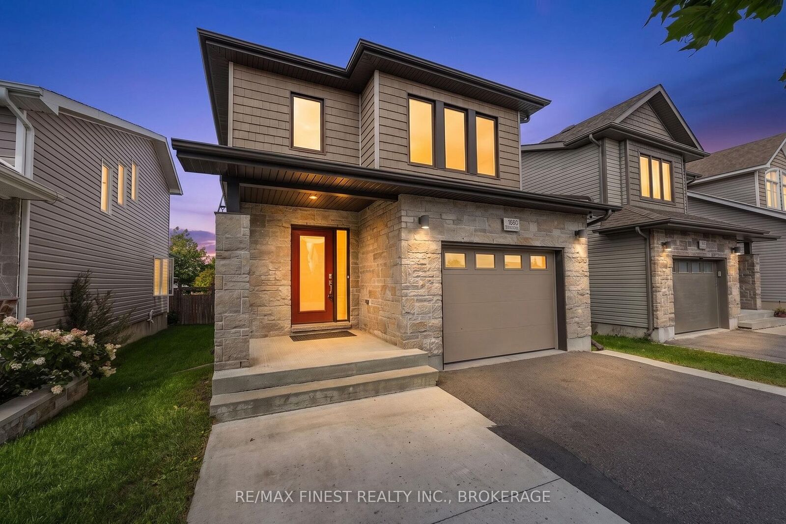 Property Photo:  1660 Crimson Crescent  ON K7P 0H5 
