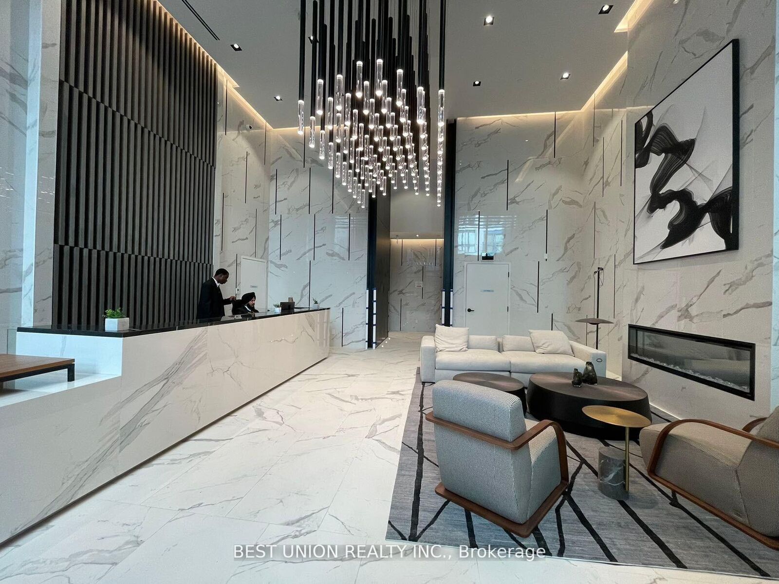 Property Photo:  82 Dalhousie Street 1612  ON M5B 0C5 
