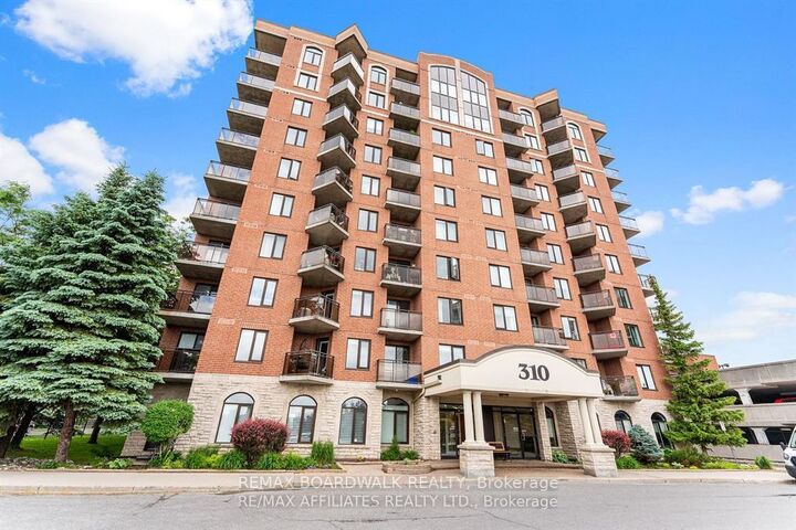 Property Photo:  310 Central Park Drive 5S  ON K2C 4G4 