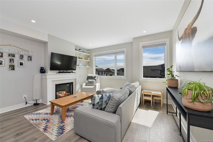 Property Photo:  1424 Atlas Dr  BC V9B 7A7 