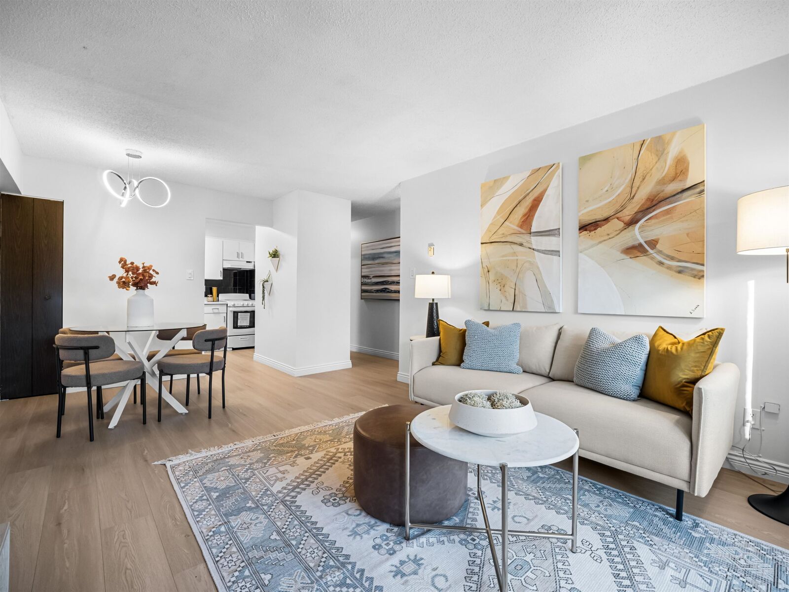 Property Photo:  975 E Broadway 313  BC V5T 1Y3 