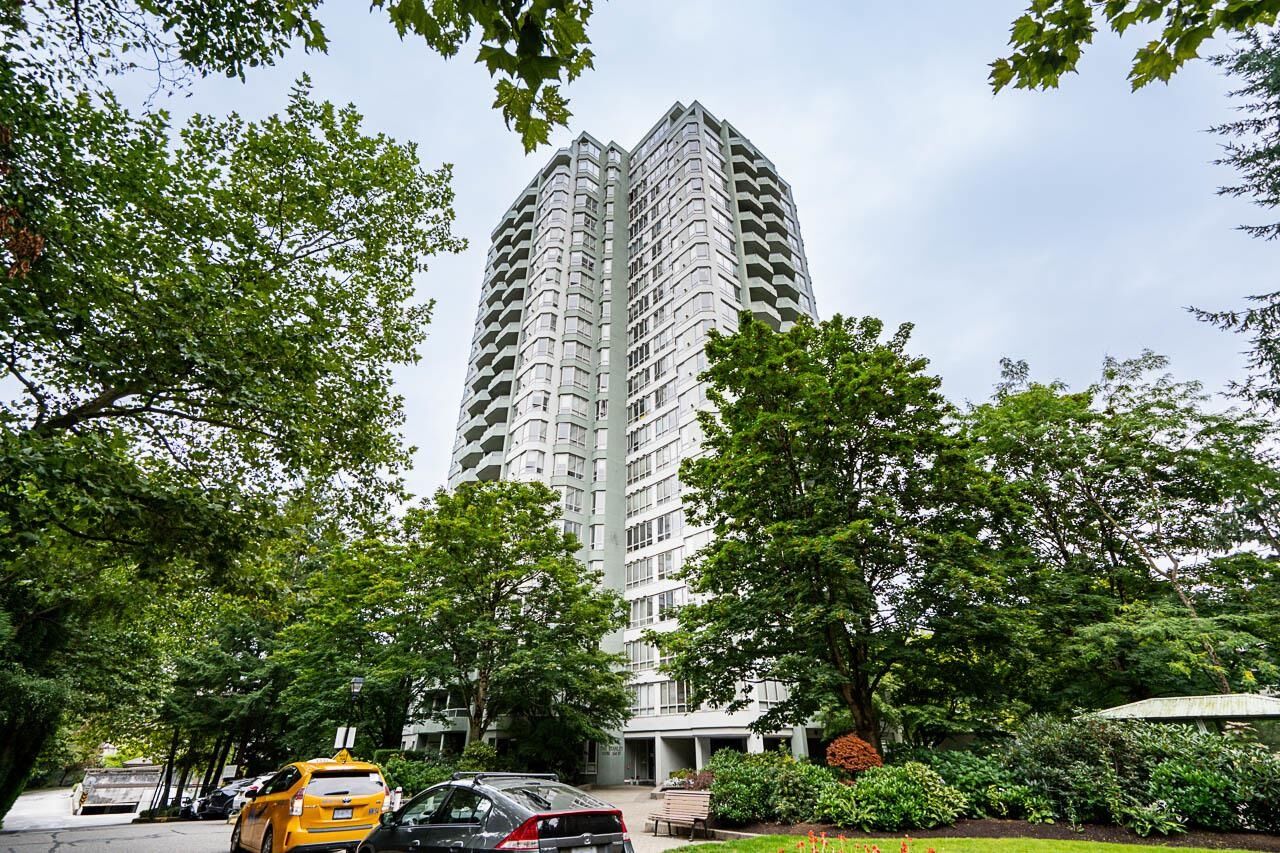 Property Photo:  10082 148 Street 2304  BC V3R 0S3 