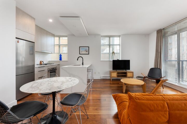 Property Photo:  988 Richards Street 303  BC V6B 8R2 