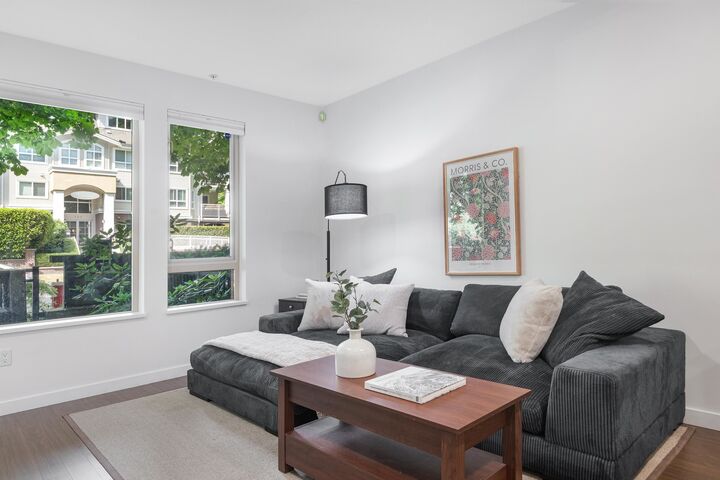 Property Photo:  119 W 22nd Street 113  BC V7M 0B4 