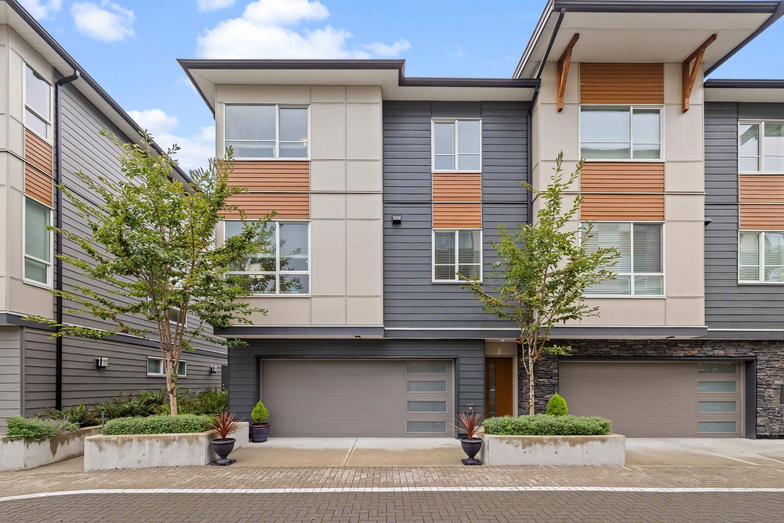 Property Photo:  19935 75A Avenue 6  BC V2Y 4L5 