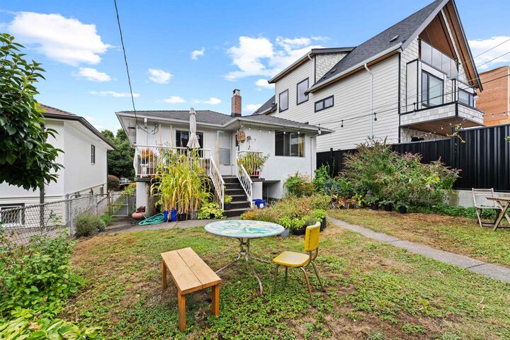 Property Photo:  2608 E 4th Avenue  BC V5M 1K4 