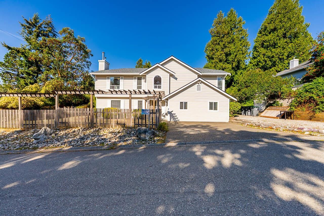 Property Photo:  16143 9 Avenue  BC V4A 8R4 