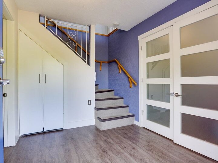 Property Photo:  15866 North Bluff Road  BC V4B 3G7 