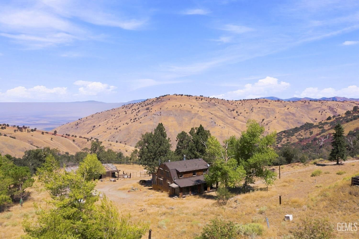 Property Photo:  7700 Digier Road  CA 93243 