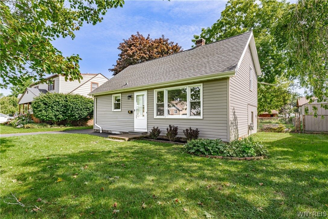 Property Photo:  509 84th Street  NY 14304 