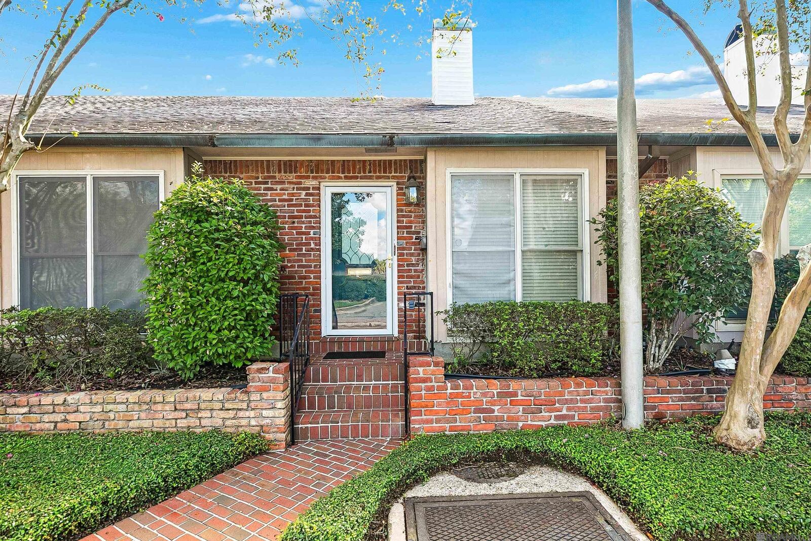 Property Photo:  282 McGehee Dr  LA 70815 