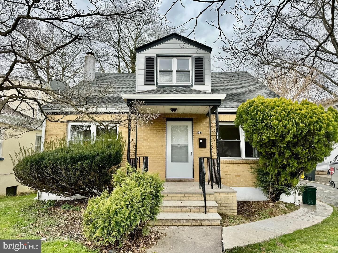 Property Photo:  192 Woodland Avenue A  NJ 08638 