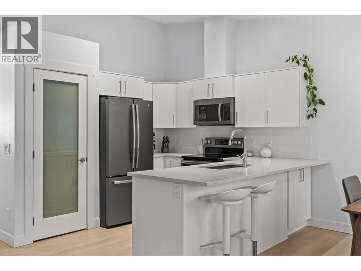 Property Photo:  225 Glen Park Drive 20  BC V1V 2X5 