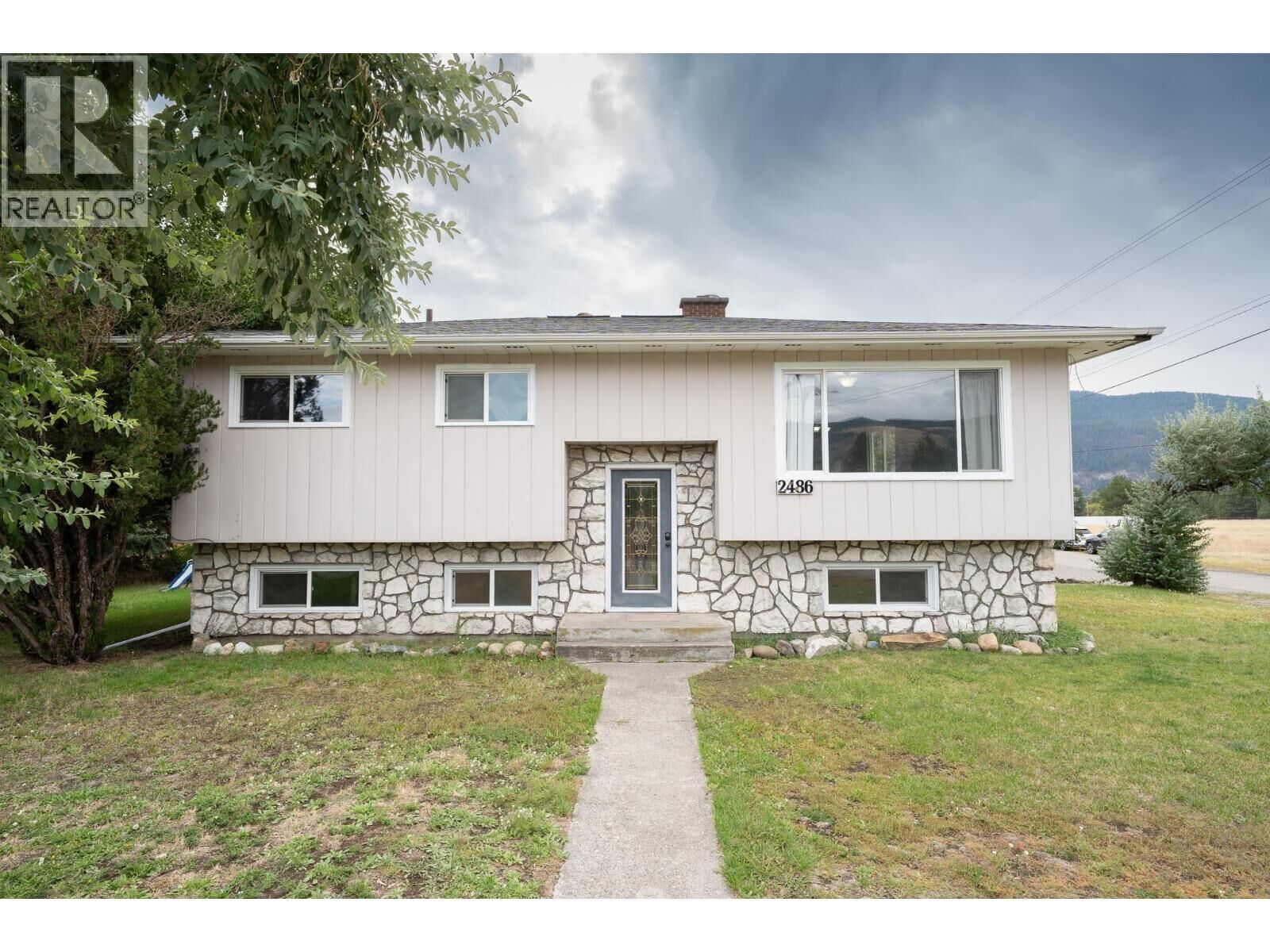 Property Photo:  2486 Central Avenue  BC V0H 1H0 