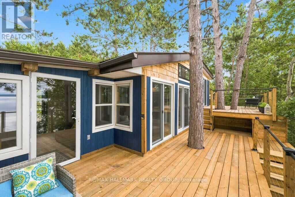 Property Photo:  555 Island View Drive  ON K0J 1X0 