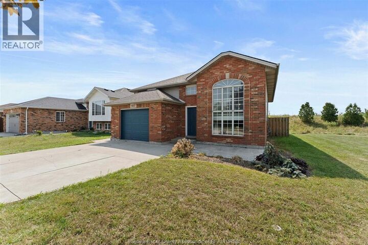 Property Photo:  613 Havens Drive  ON N9C 2S5 