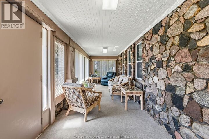 Property Photo:  28 Albert Street  ON N8H 3J8 