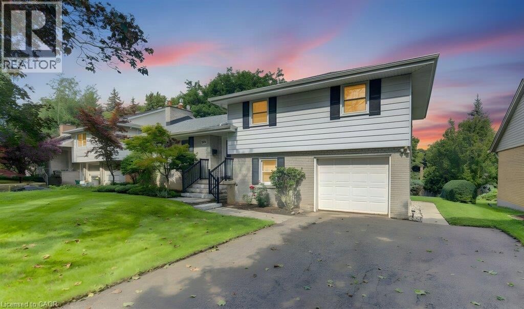 Property Photo:  204 Stanley Drive  ON N2L 1H4 