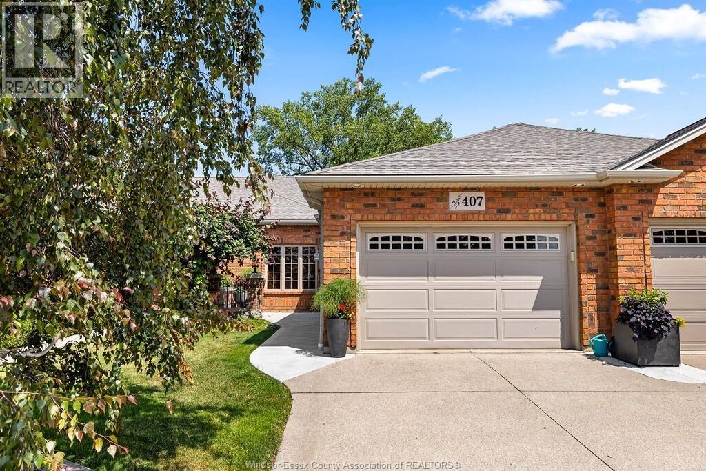 Property Photo: 407 Lenore Street ON N8L 0P3