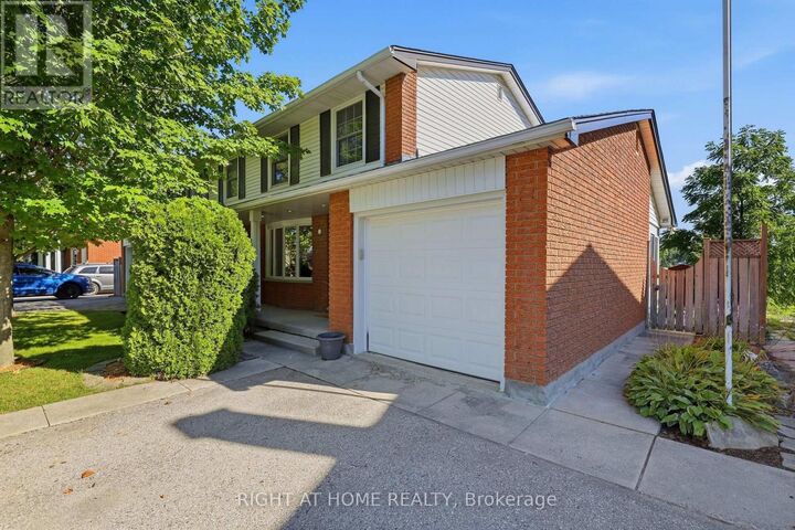 Property Photo: 724 Notre Dame Drive ON N6J 3B6