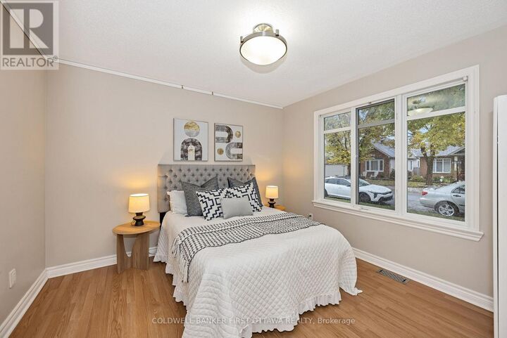 Property Photo:  13 Fieldcrest Avenue  ON K2J 4W7 