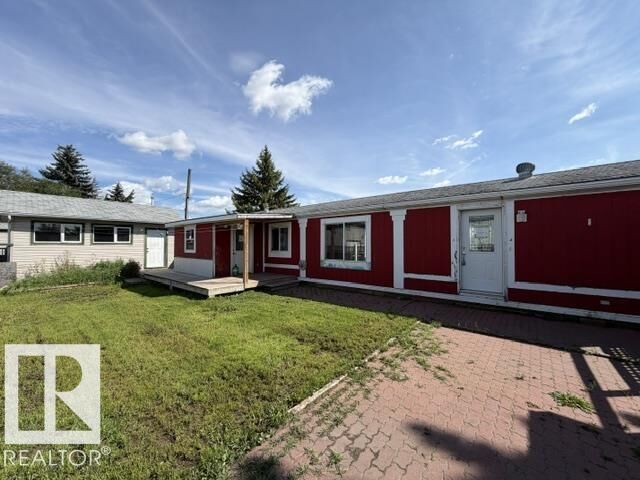 Property Photo:  4801 50 Street  AB T0A 2V0 