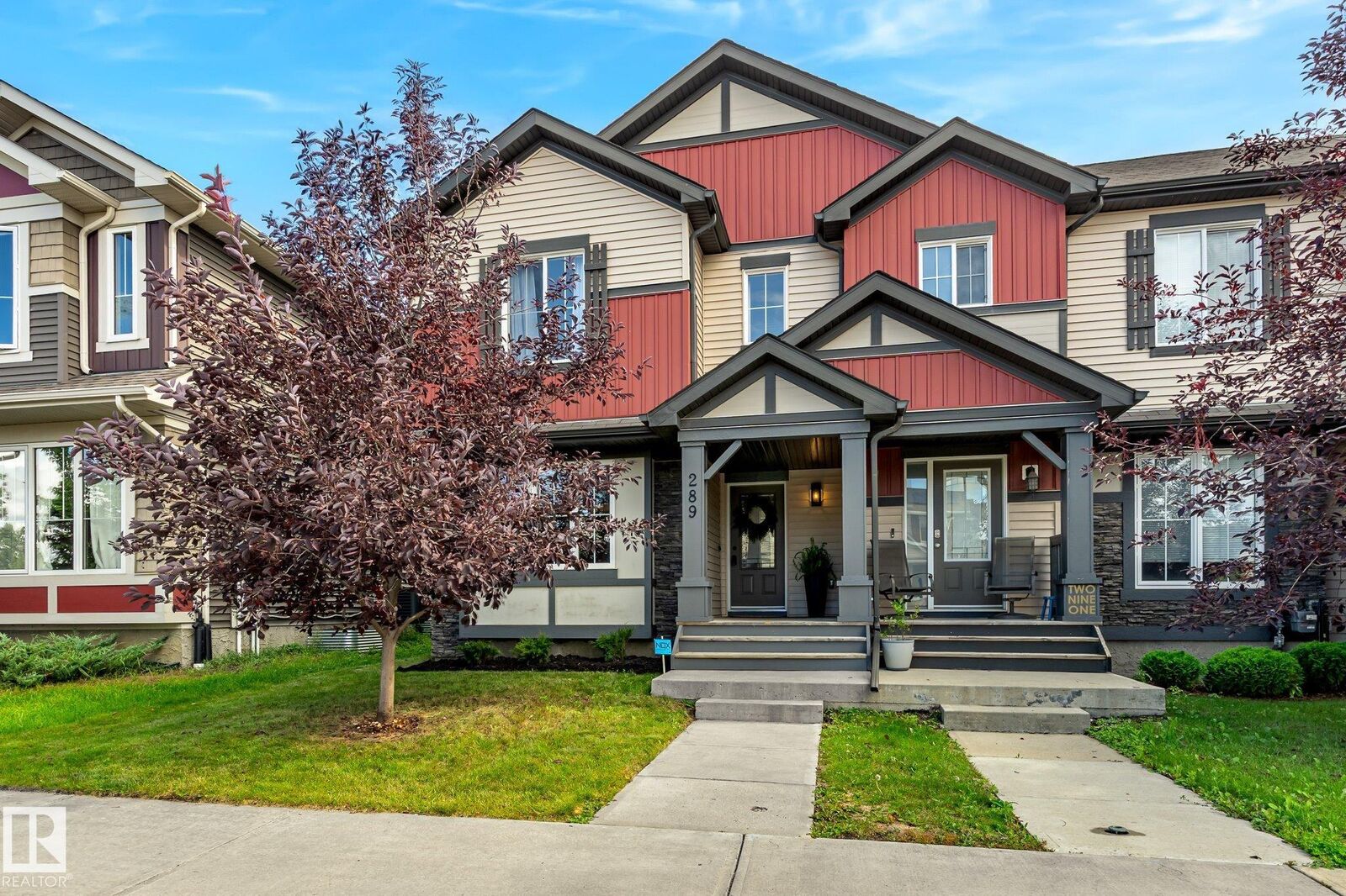 Property Photo:  289 Desrochers Boulevard SW  AB T6W 3H9 