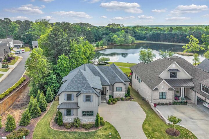 Property Photo: 201 Chestnut Pond Lane SC 29681