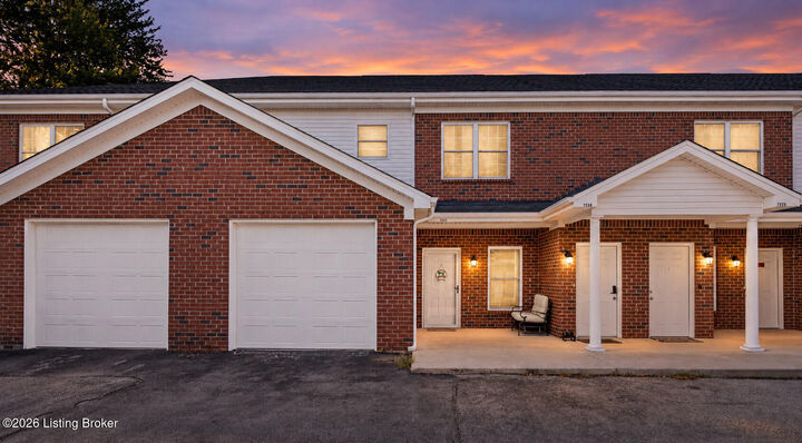 Property Photo: 7232 Correll Pl Dr KY 40228