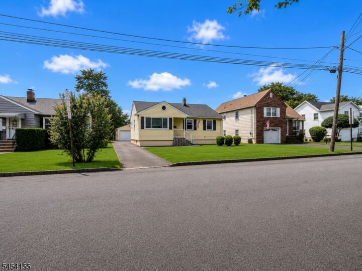 Property Photo: 512 Laurel Ave NJ 07204