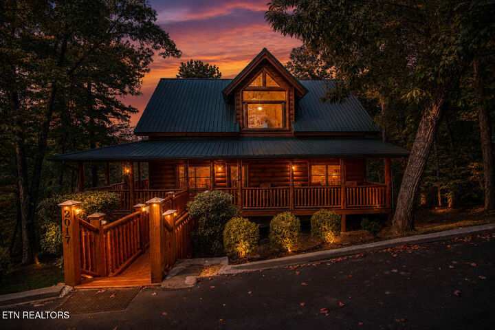 Property Photo:  2017 Smoky Cove Rd  TN 37876 
