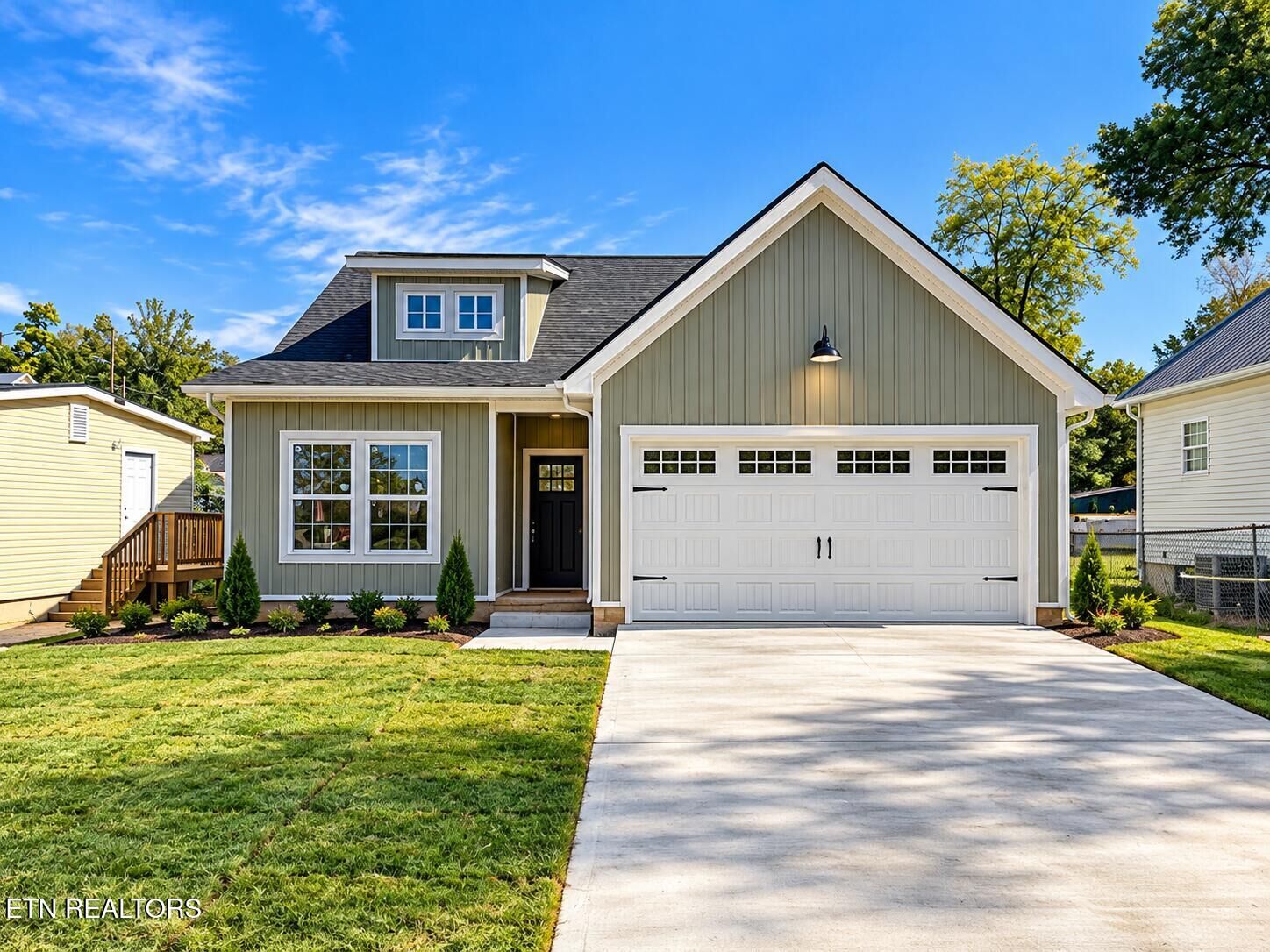 Property Photo:  1222 NW Mercer St  TN 37921 