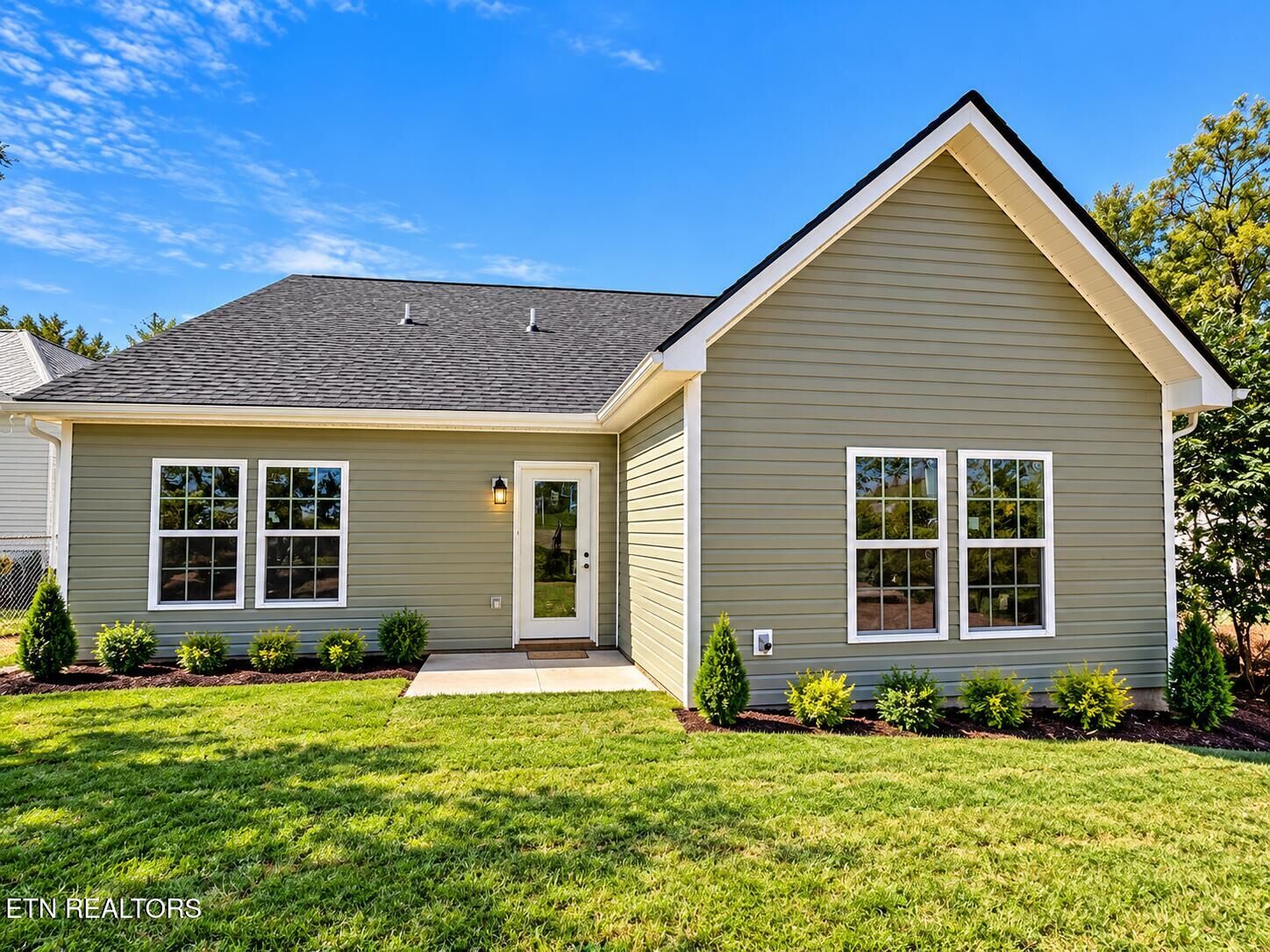 Property Photo: 1222 NW Mercer St TN 37921