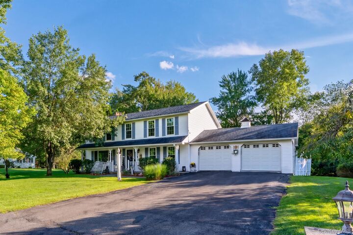 Property Photo:  14 Kerry Lane  NY 12401 