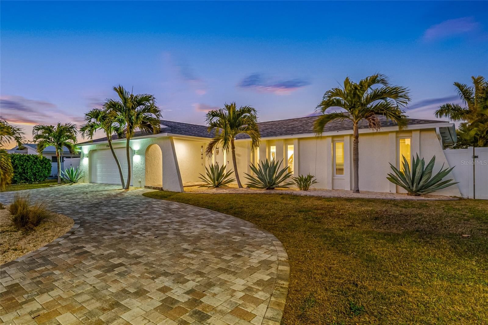 Property Photo: 17161 2nd Street E FL 33708