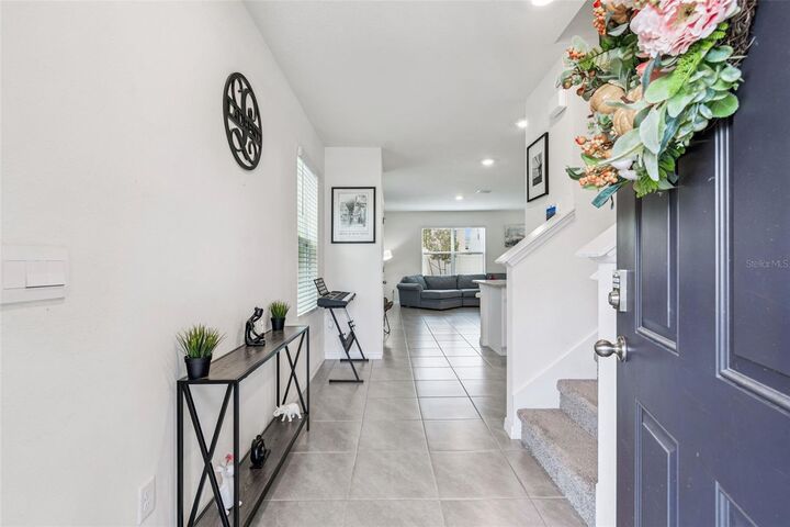 Property Photo:  5667 Chorleywood Lane  FL 33545 
