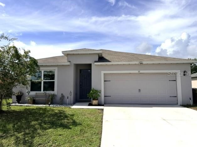 Property Photo:  111 Dorchester Court  FL 34758 