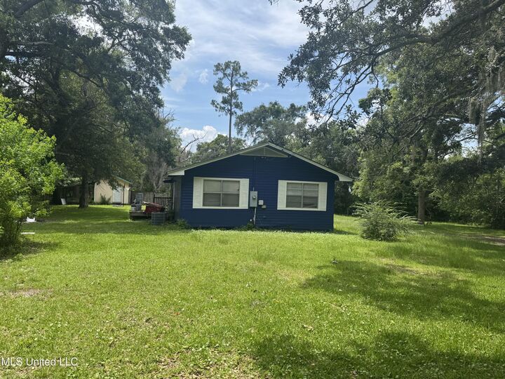 Property Photo:  5418 Elder Street  MS 39563 
