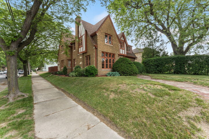Property Photo: 3303 N Sherman Blvd WI 53216