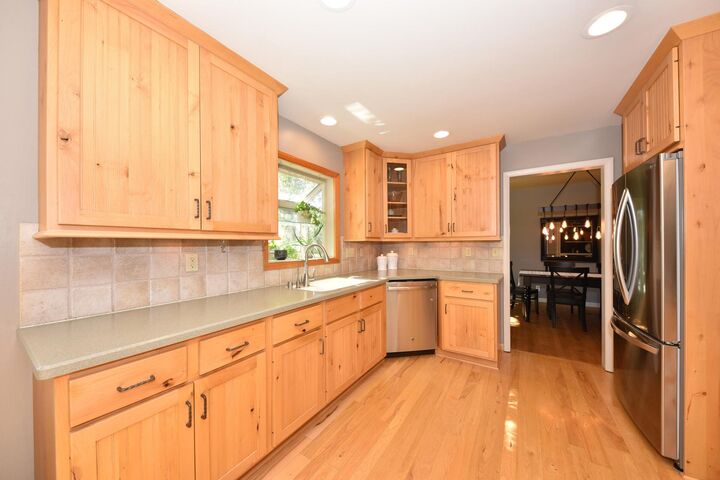 Property Photo:  5405 W Hillcrest Dr  WI 53092 