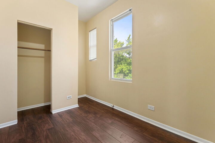 Property Photo:  1428 S Keeler Avenue  IL 60623 