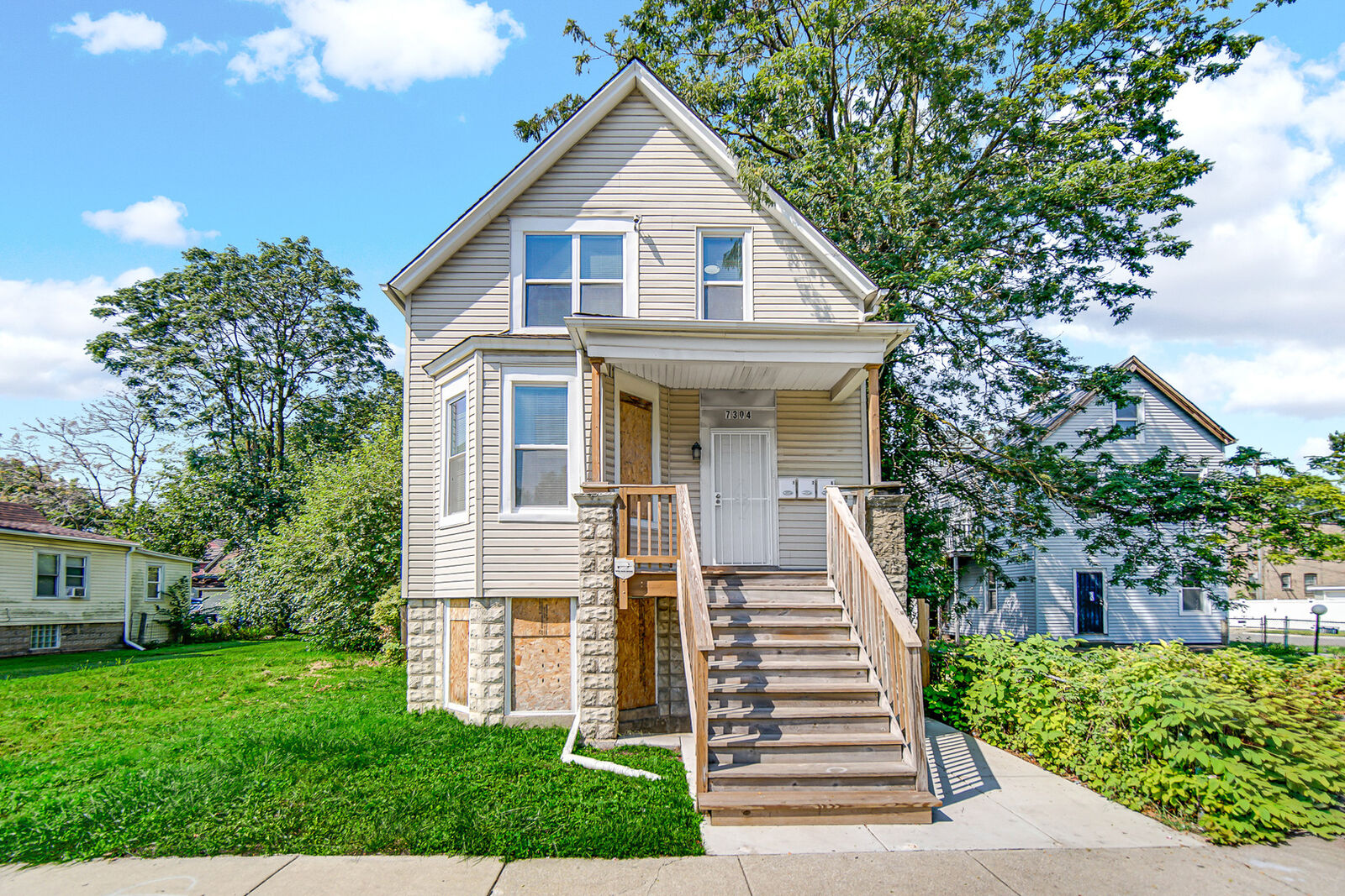 Property Photo:  7304 S Peoria Street  IL 60621 