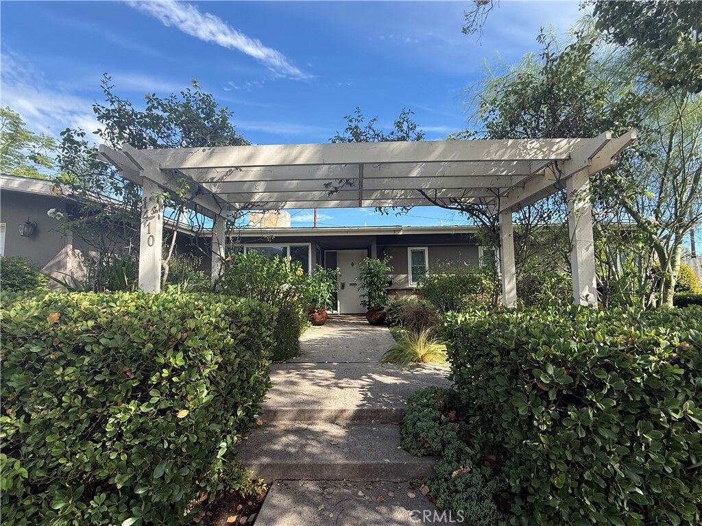 Property Photo: 1410 Riviera Drive CA 91107