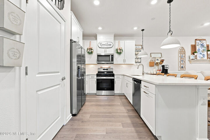 Property Photo:  47 Mellowood Lane  FL 32092 